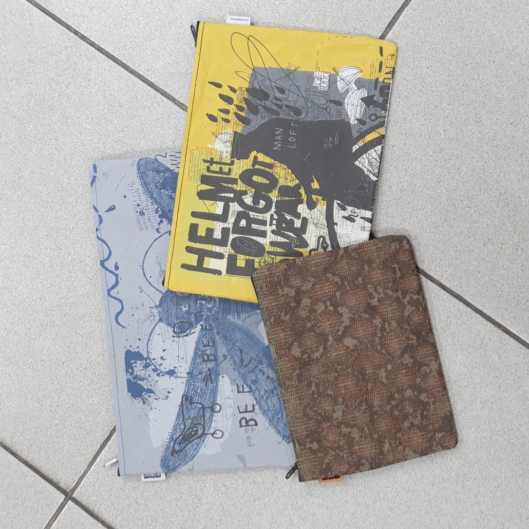 Pochette bolsa de cuero